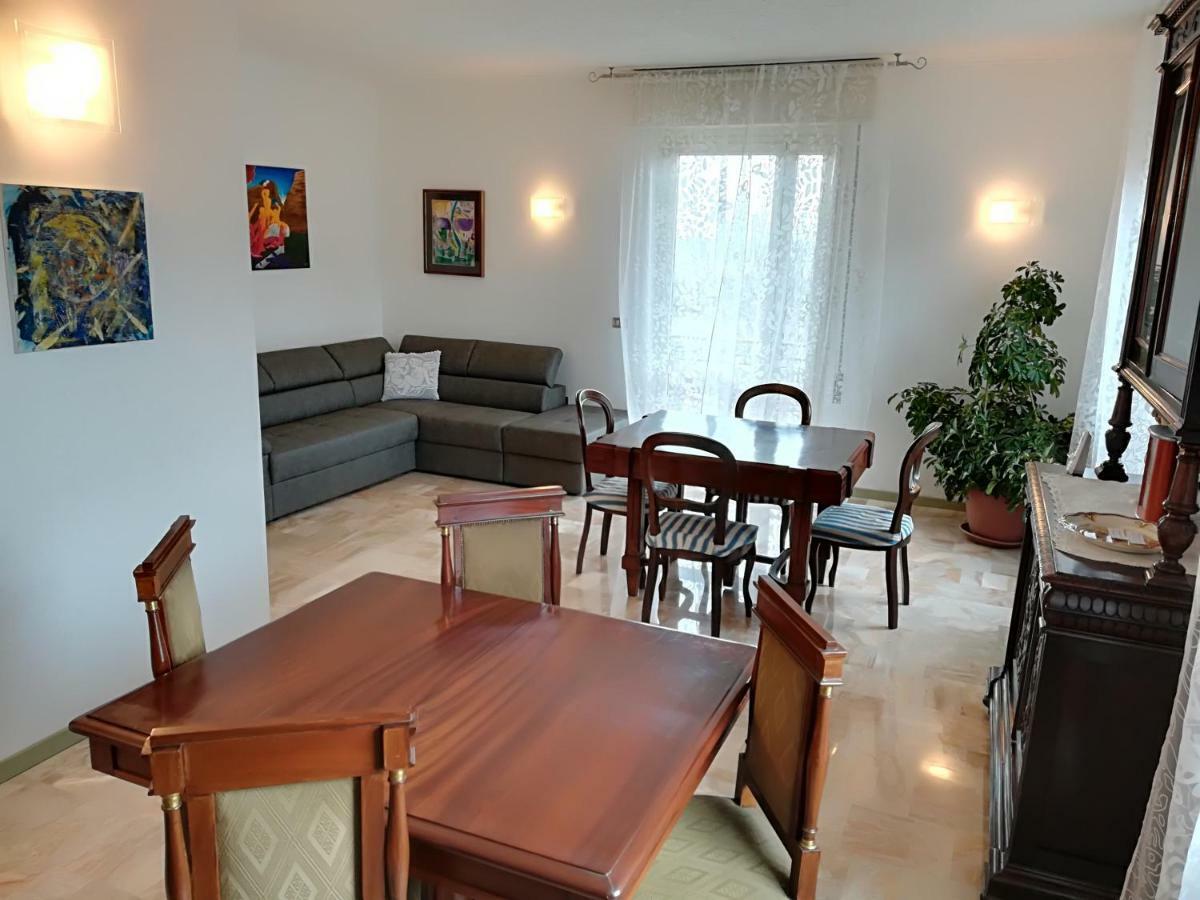 Casa Di Barbara Hotel Castiglione Delle Stiviere Luaran gambar