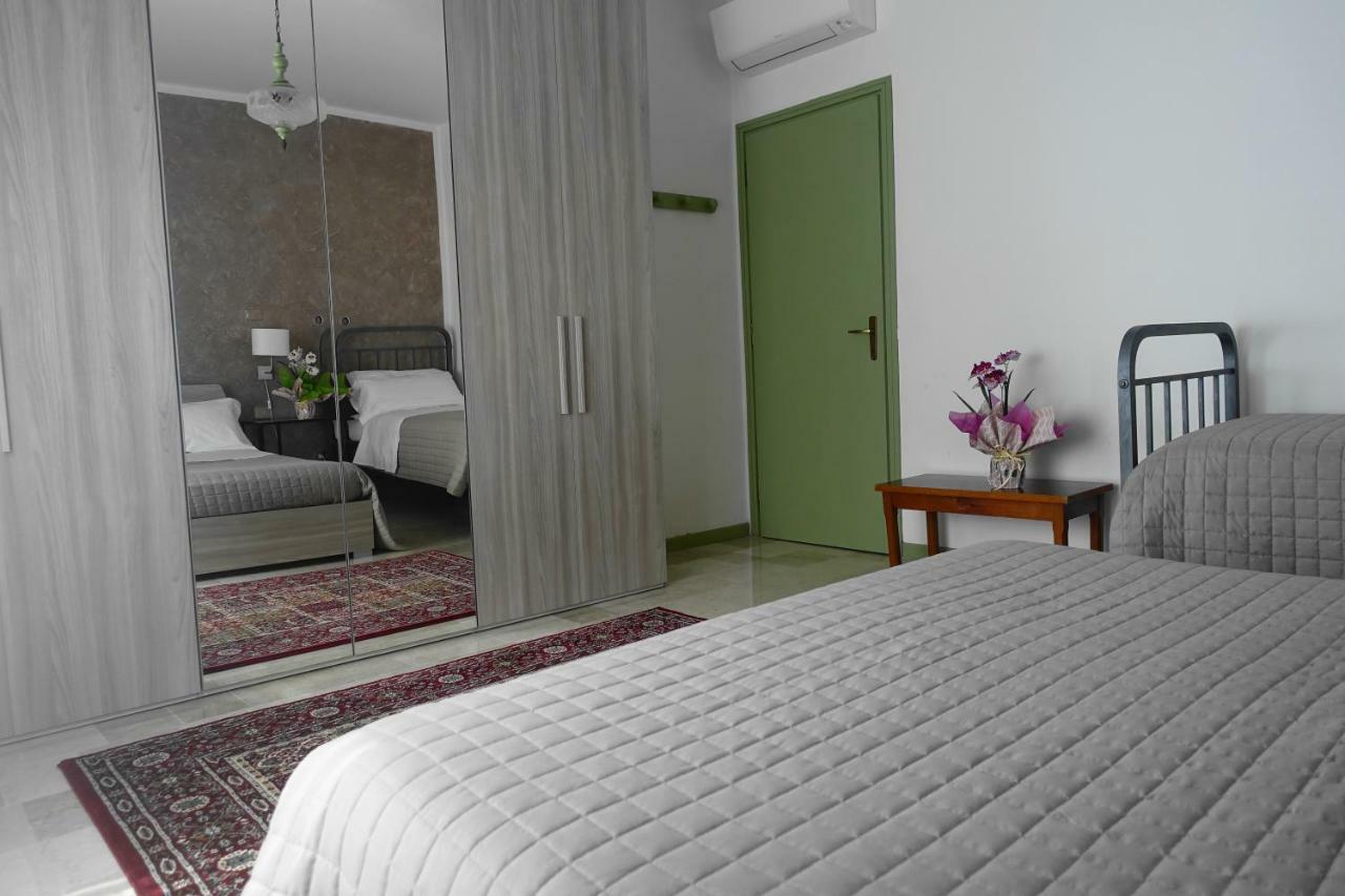 Casa Di Barbara Hotel Castiglione Delle Stiviere Luaran gambar